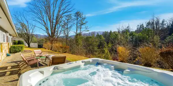 1613 Lake Drive