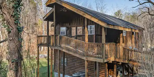 Image 3: 3-web-or-mls-DJI_20260116135601_0934_D
