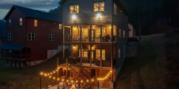 Image 4: homesandvideos aerials-13665 copy