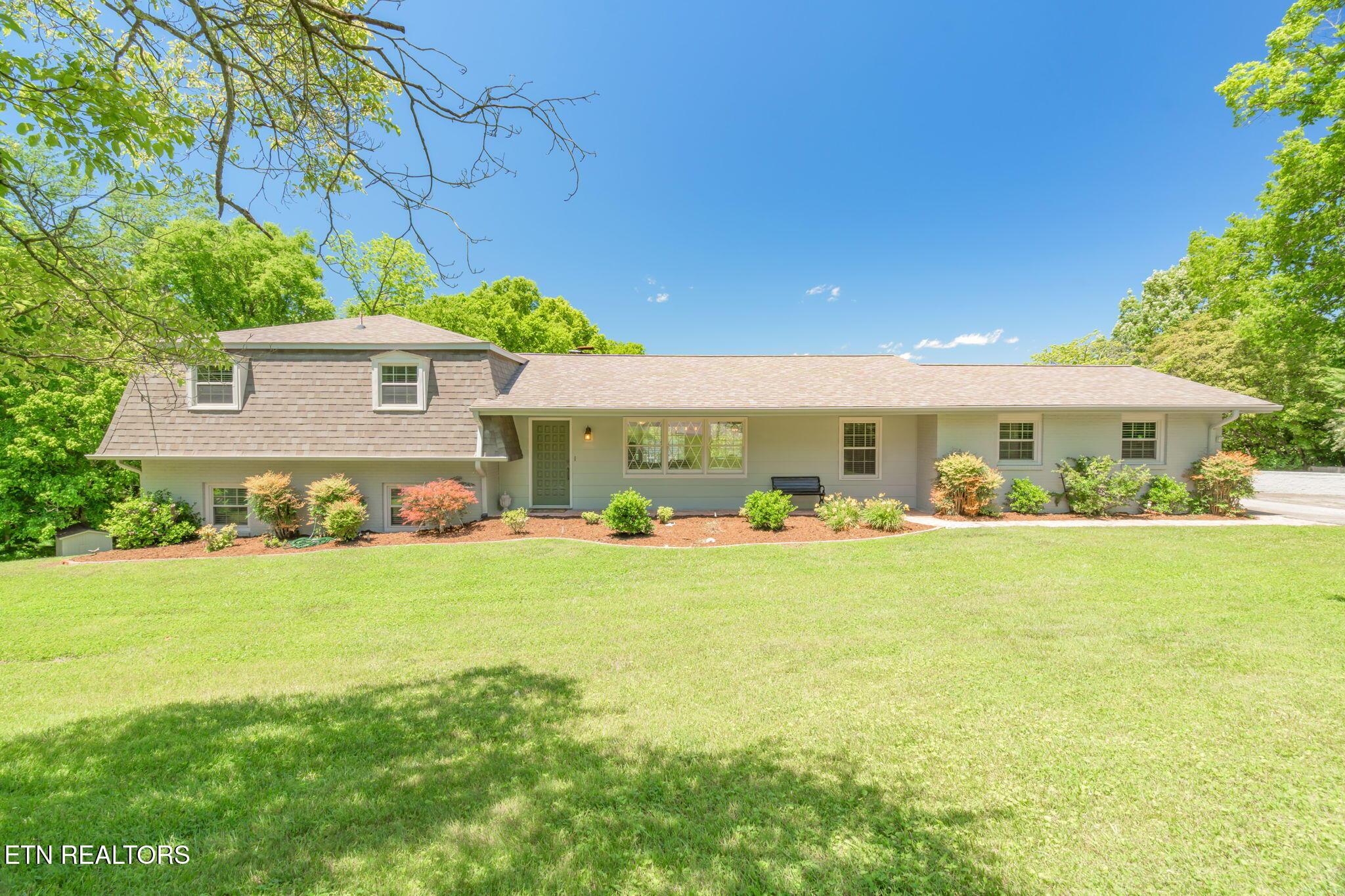 Image 2: 2-web-or-mls-805 Butler Drive-56