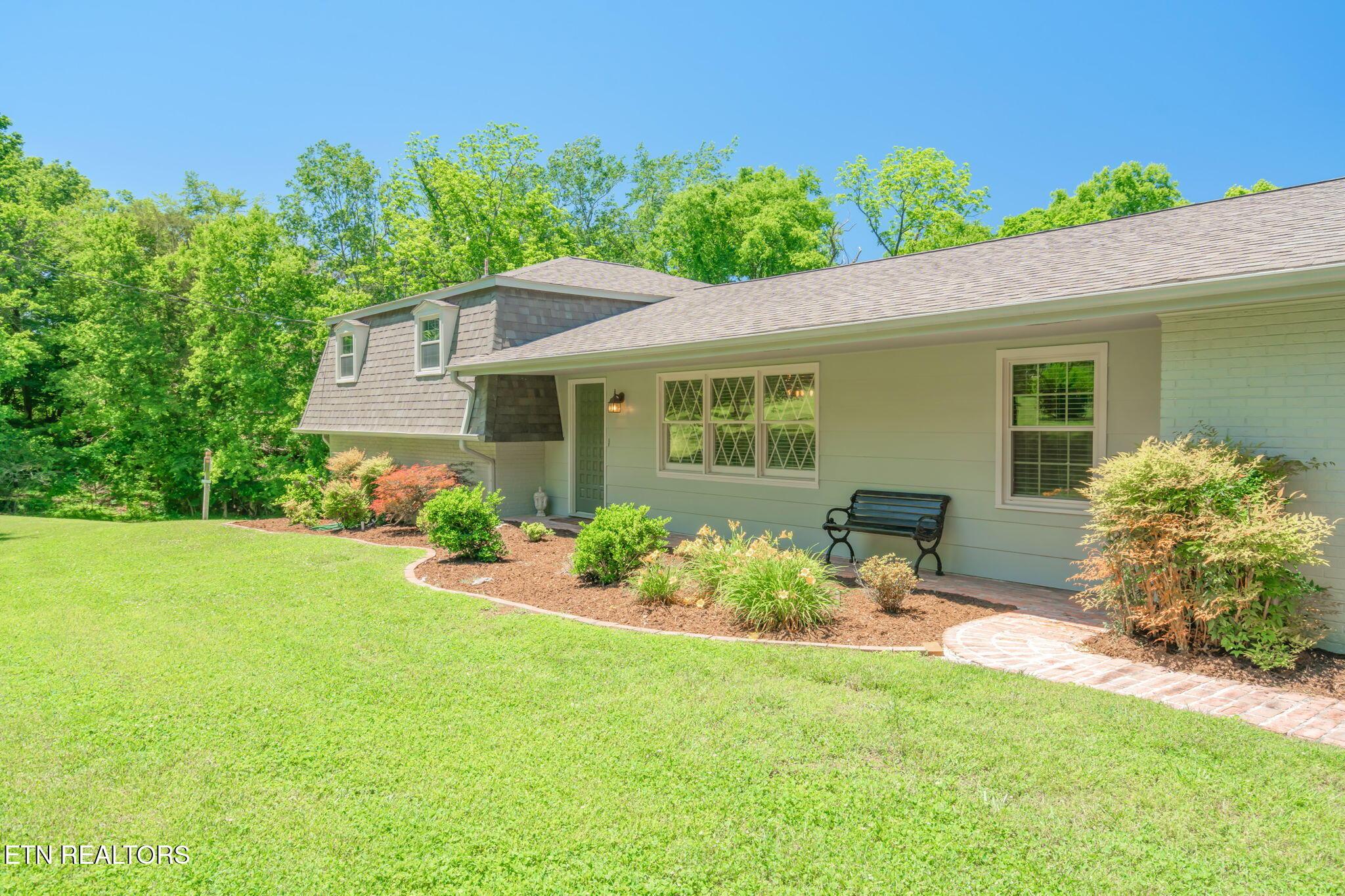 Image 4: 3-web-or-mls-805 Butler Drive-55