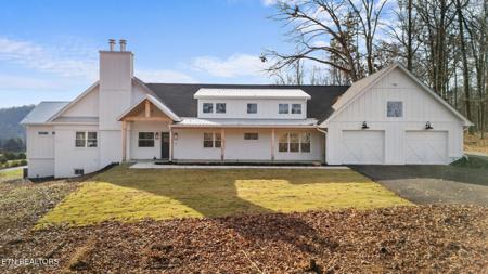 1412 Tipton Station Rd