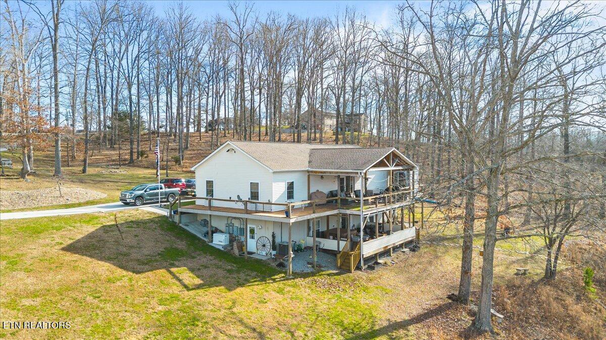Image 3: 04-Deerfield Way