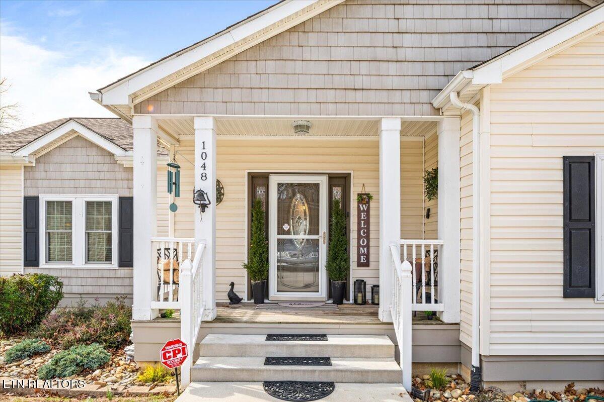 Image 4: 03-Deerfield Way