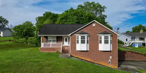 2147 Aaron Court