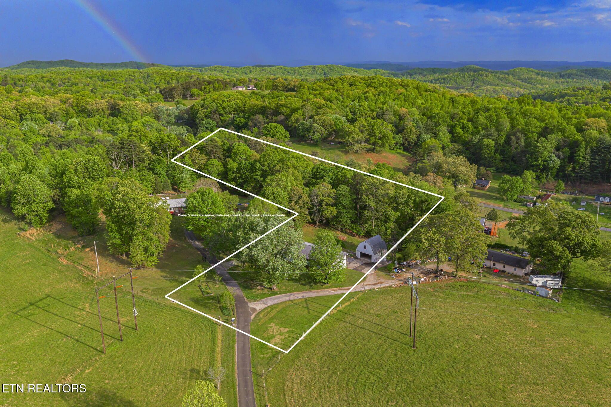 Image 2: 2-web-or-mls-126 Hicks Lane-39-a