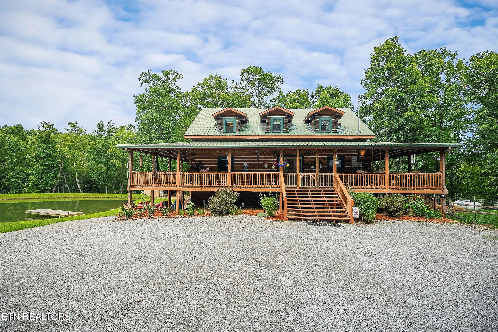 Image 1: LOG HOME BEST USE AS MAIN