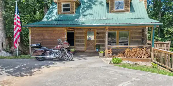 124 E Leatherwood Drive