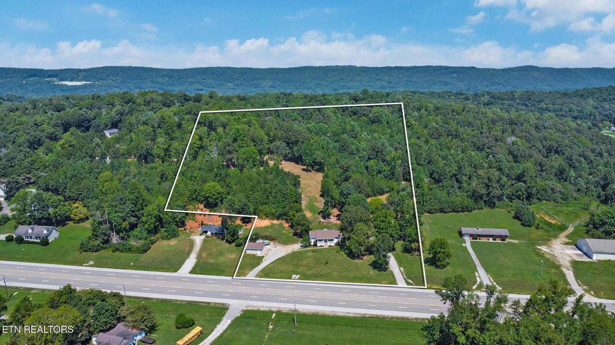 Image 4: 19.2 acres