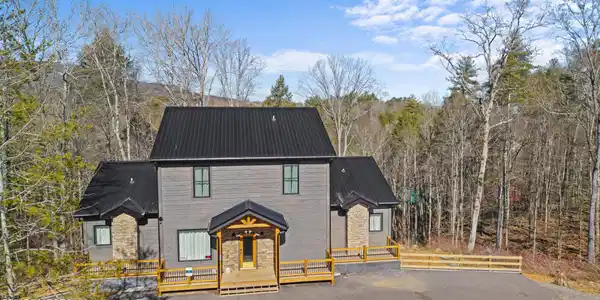 2749 Owls Cove Way