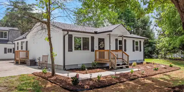 703 Little Dogwood Rd