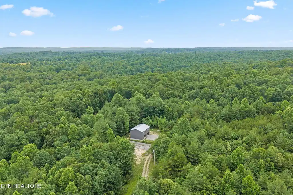 Image 1: 5-web-or-mls-144 charles jones--13