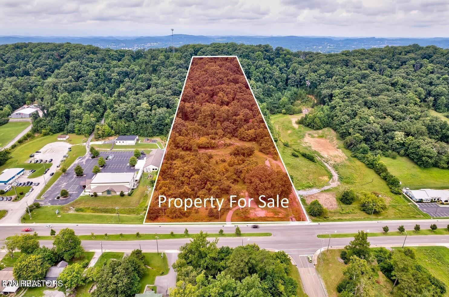 Image 2: 1307 Callahan Drive 2