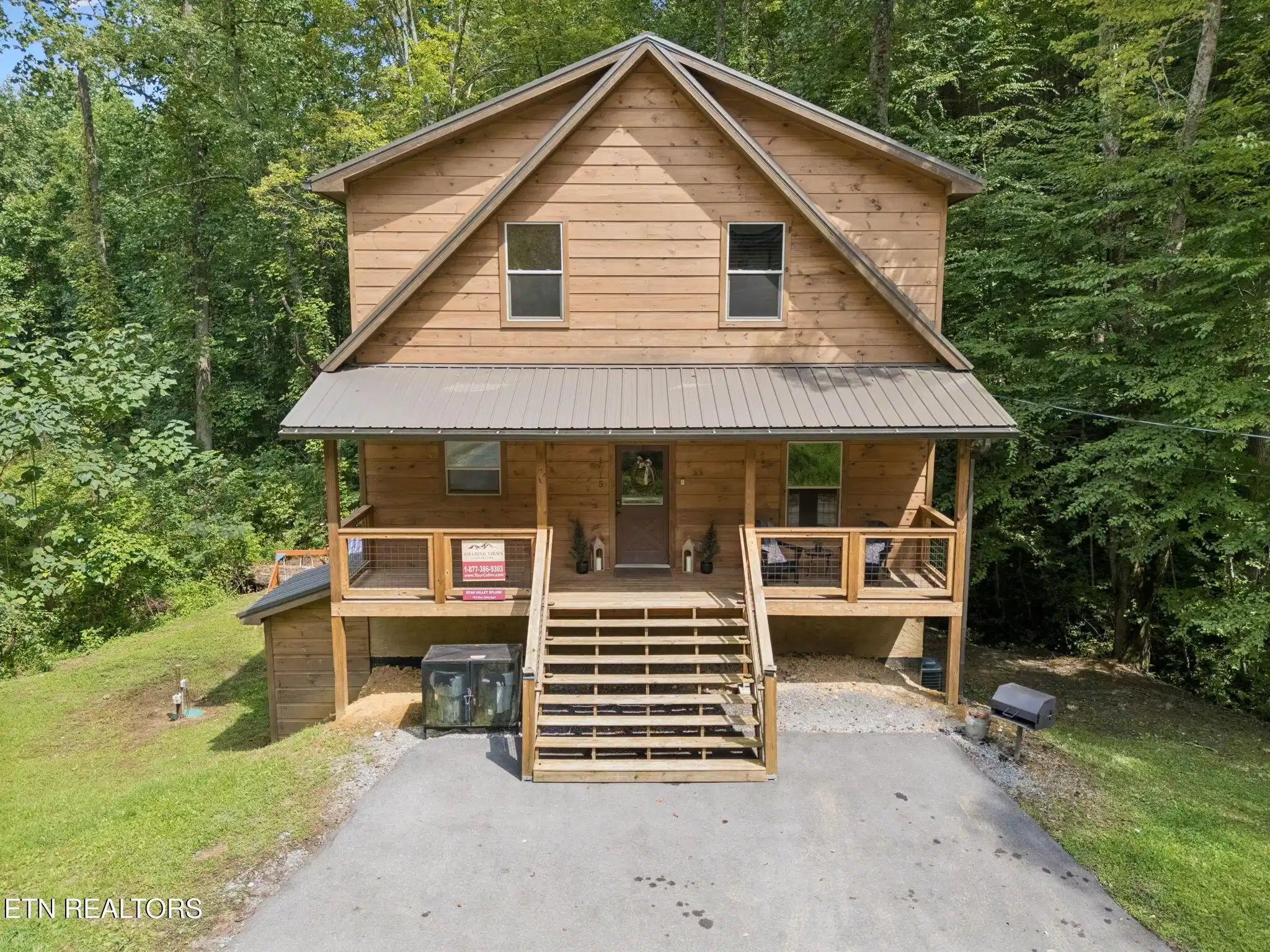 Image 1: 51-1615 Bear Valley Rd - 001 (2)