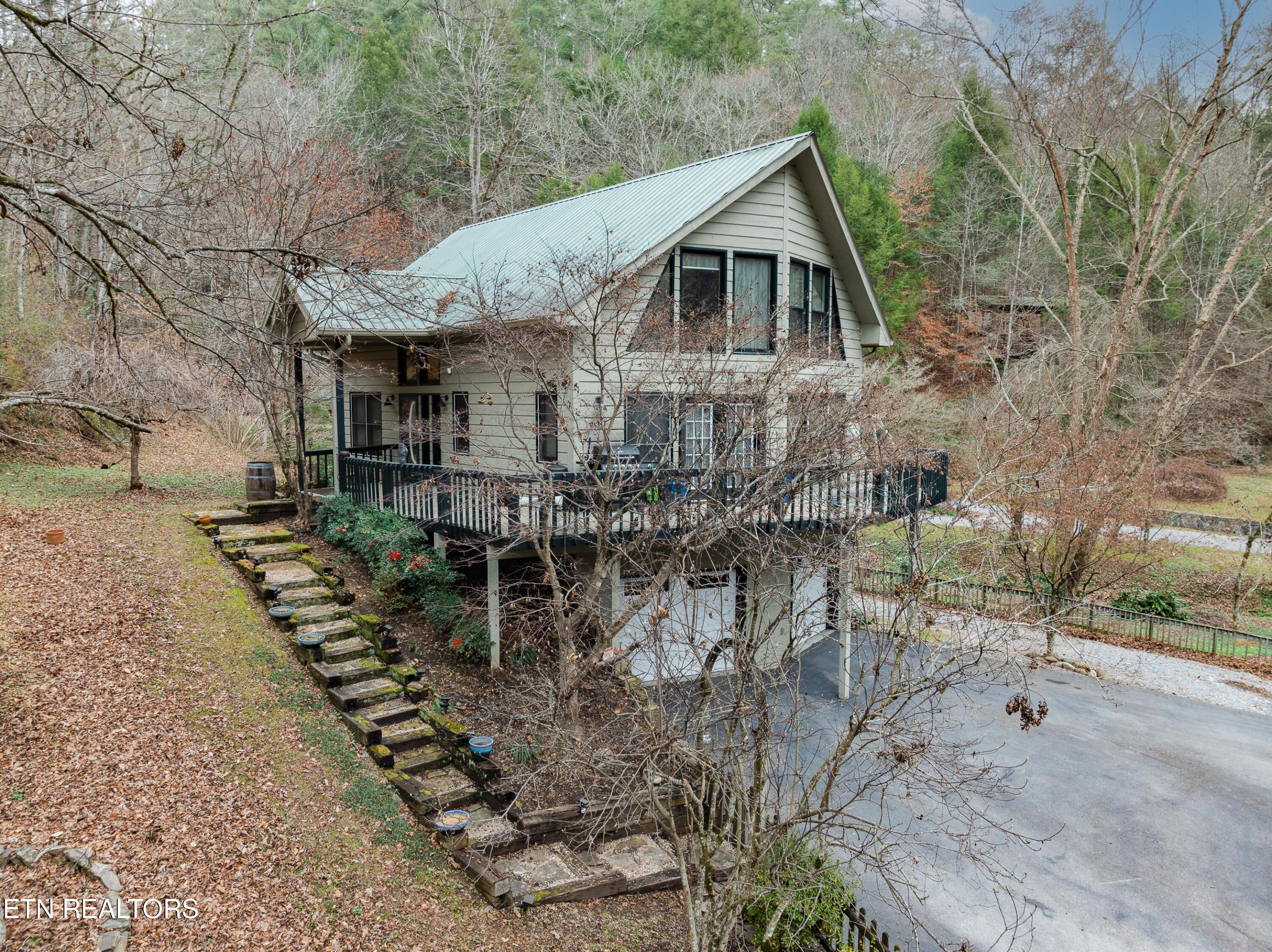 Image 1: 2