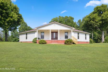 278 Woods Rd