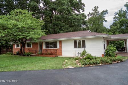 2201 Sentell Circle