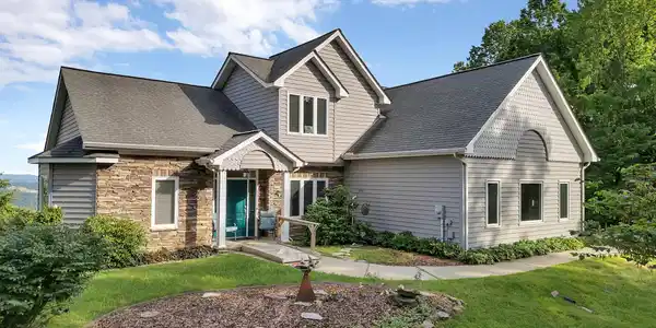 496 Proffitt Ridge Rd