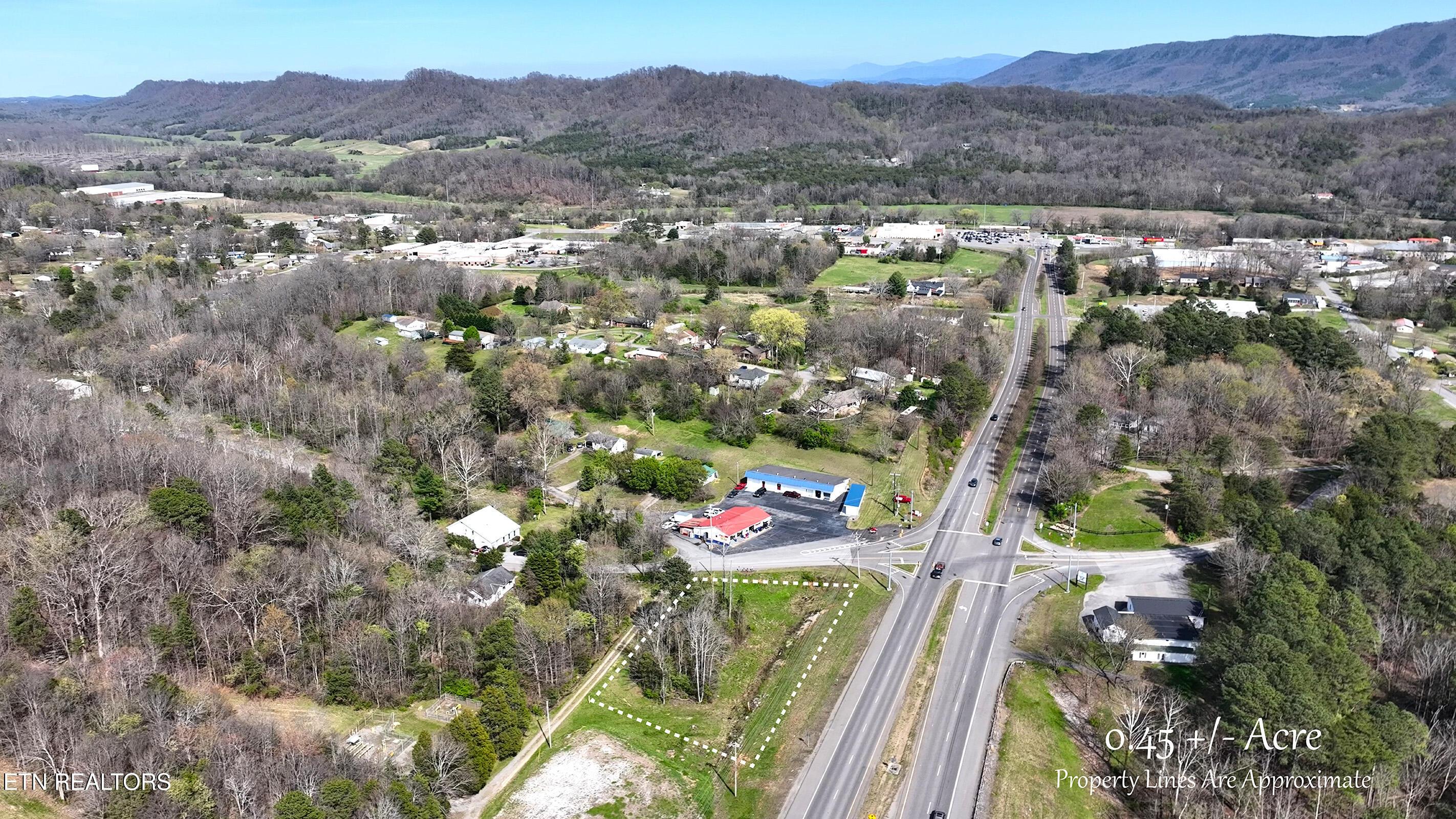 Image 2: DJI_0306.00_03_01_40