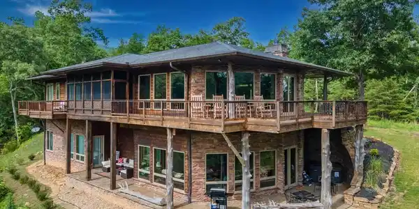 1441 Mountain Ash Way