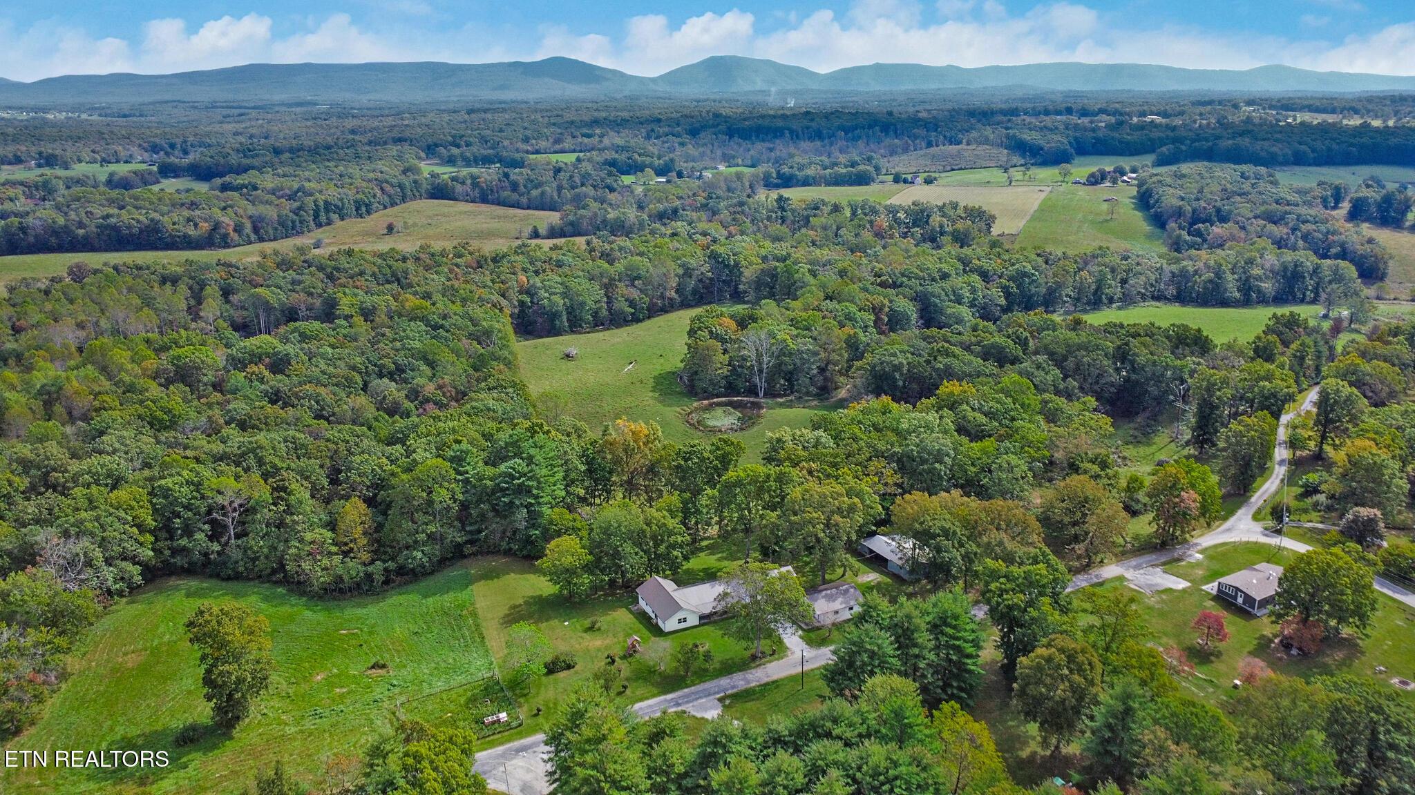 Image 2: beyc68eff8d79bab9