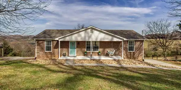 8664 Roberson Springs Rd