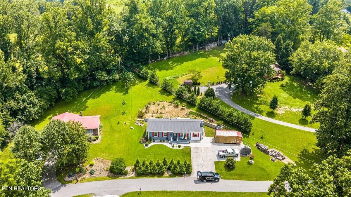 Image 4: 04-112 Country Hill Ln
