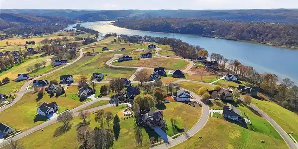 2532 Persimmon Ridge