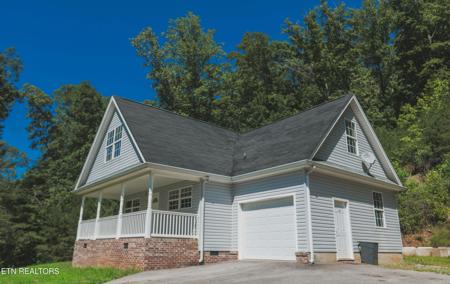 7550 Owl Hollow Tr