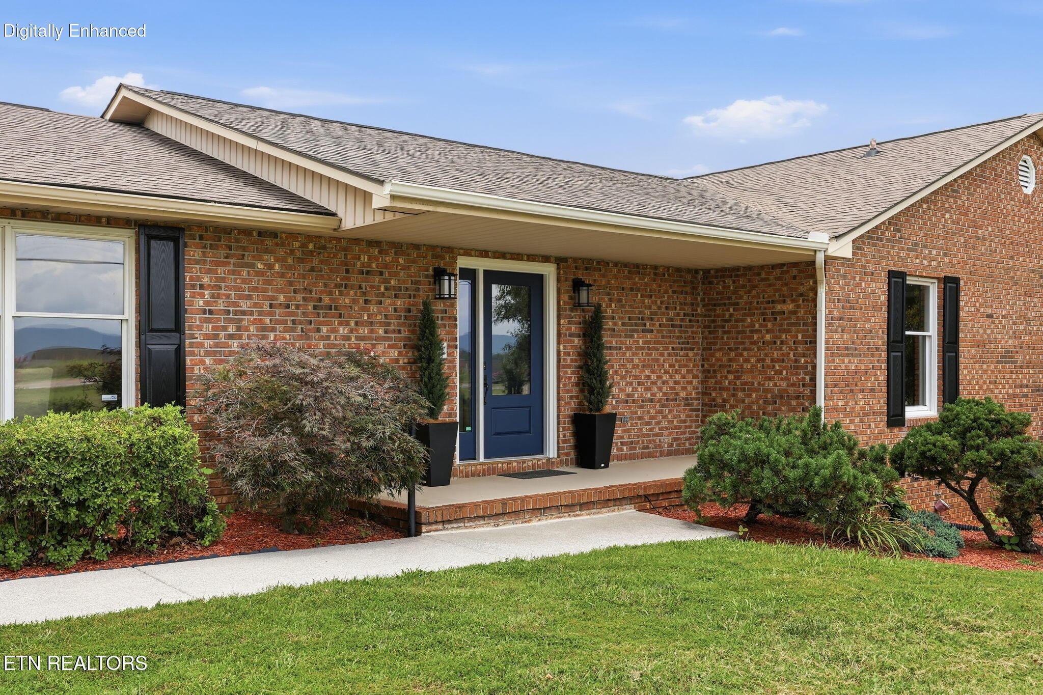 Image 2: 2-web-or-mls-002_8709_Sevierville
