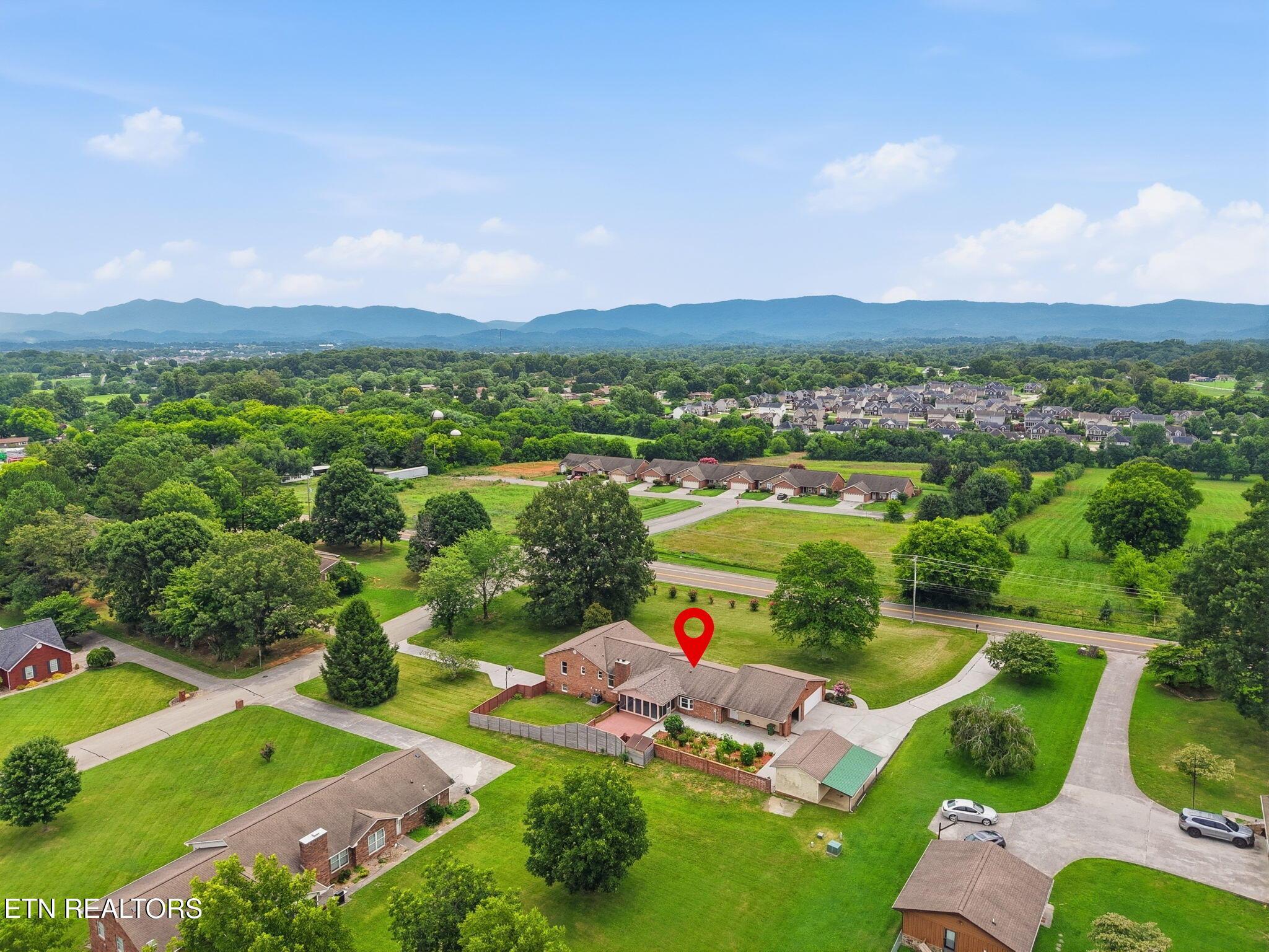 Image 3: 3-web-or-mls-003_8709_Sevierville