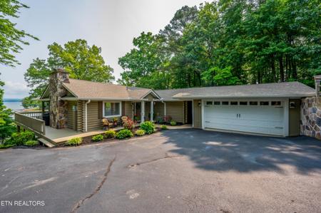 660 Heather Brook Circle