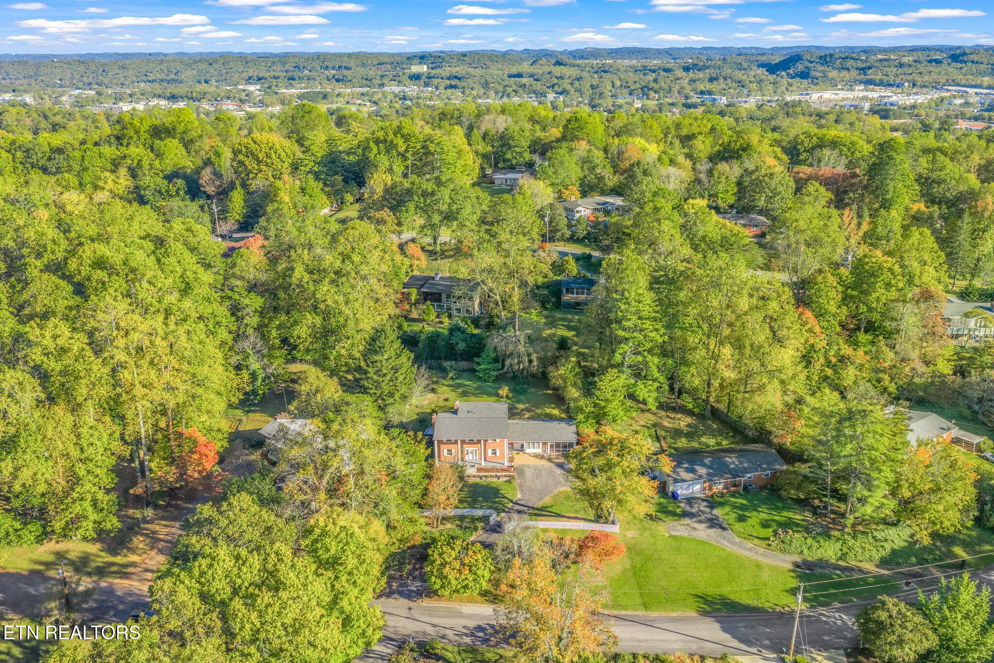 Image 4: 3-web-or-mls-127 Westlook Circle Drone-2