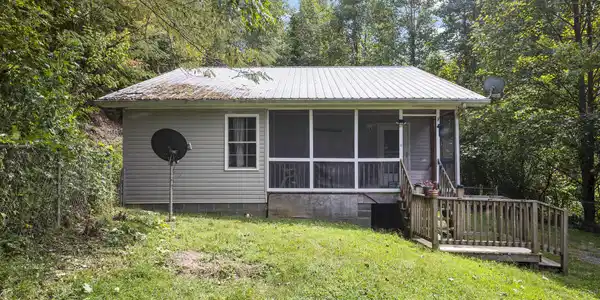 2670 Looney Road Rd