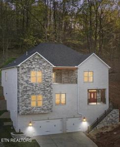 1853 Calgary Falls Lane