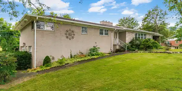217 Hardin Lane