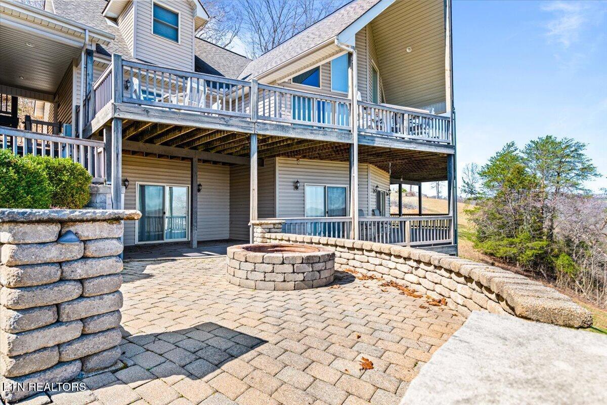 Image 2: 02-223 Holly Ln