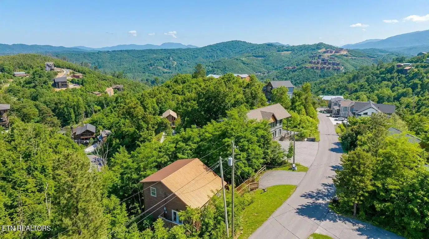 Image 1: 56-web-or-mls-DJI_20260511121512_0530_D