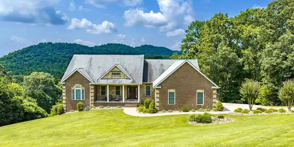 323 Independence Drive