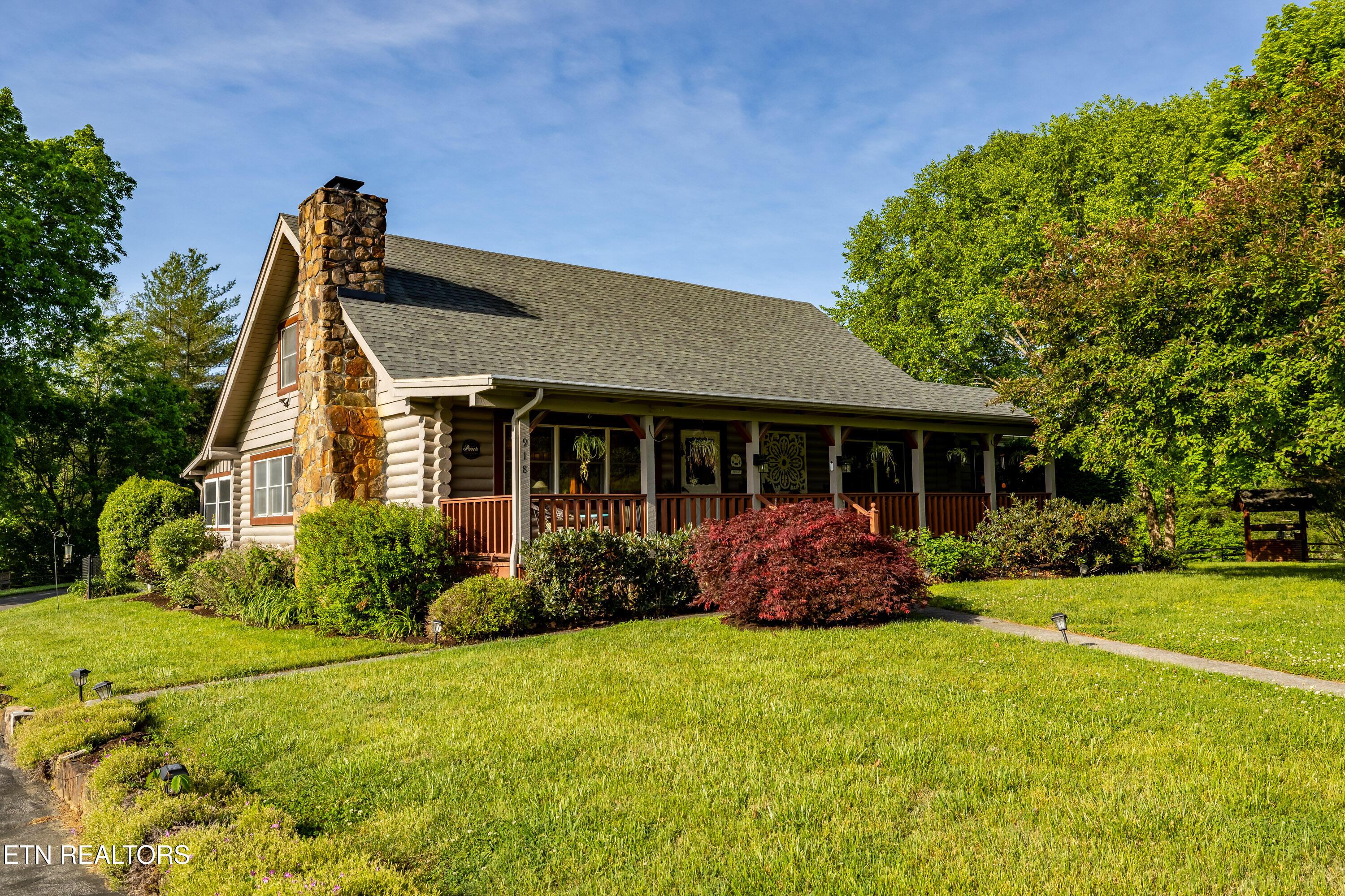 Image 2: 918CountryLn-25