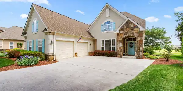 204 Kingbird Drive
