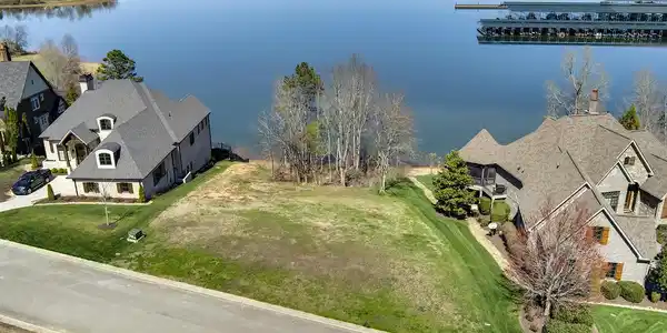 204 Cypress Pointe Drive