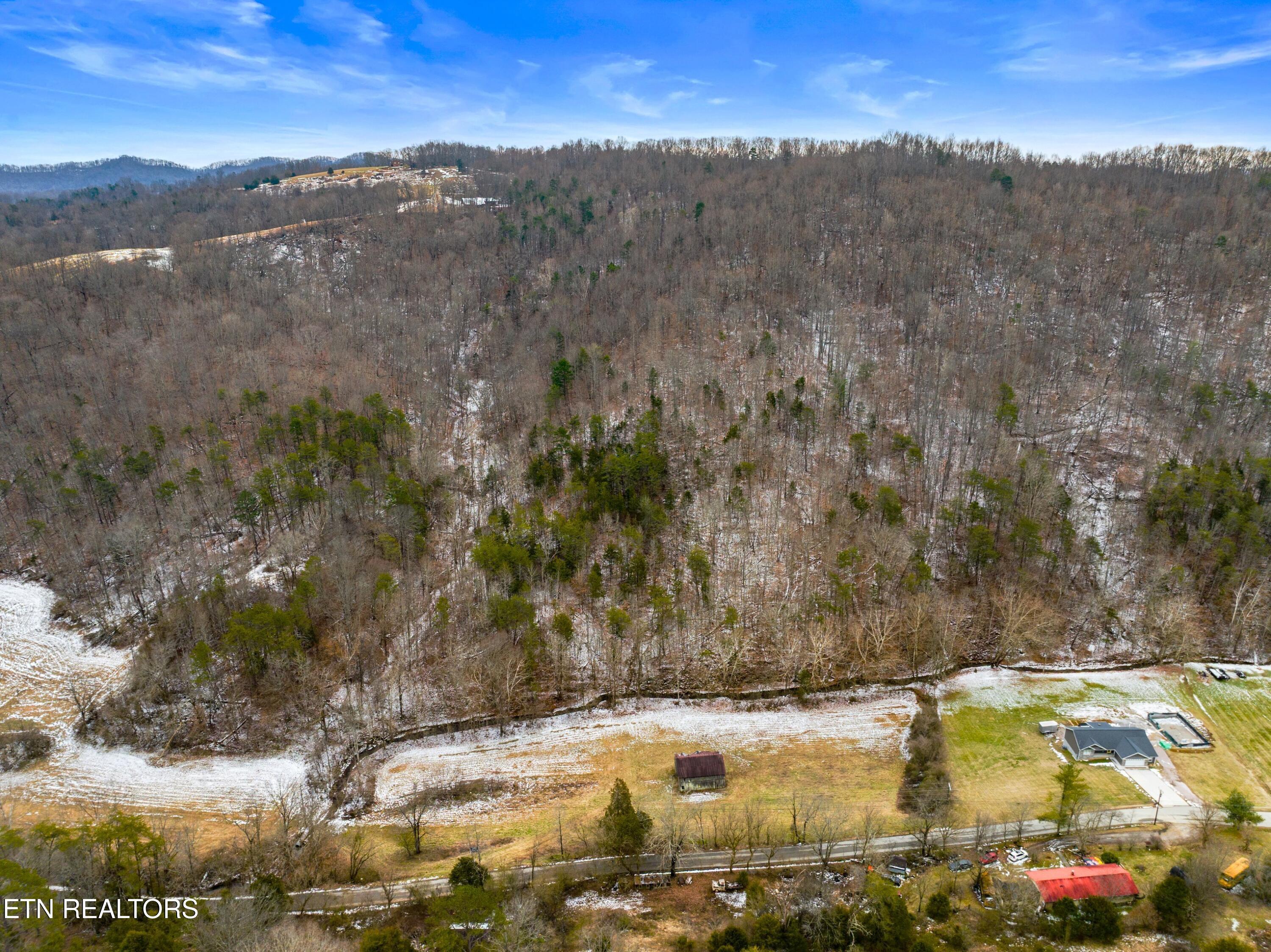 Image 4: 004-KettleHollowRoad-TN-37807-SMALL