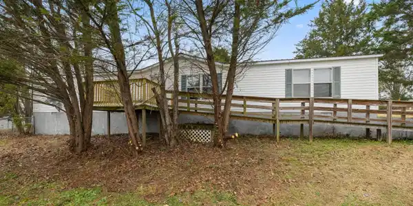 226 Ginger Rd