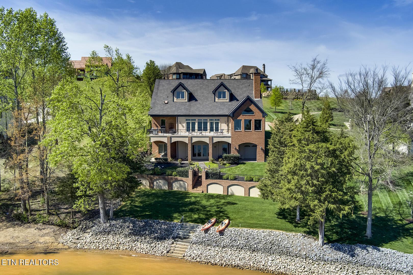 Image 3: 57_LighthousePointeDr_18128_BackEyeLevel