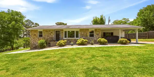 211 Woodland Drive