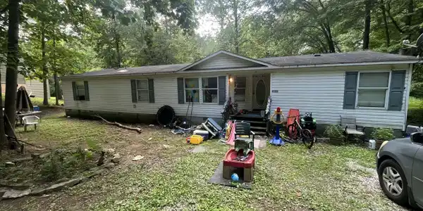 8133 Paradise Drive