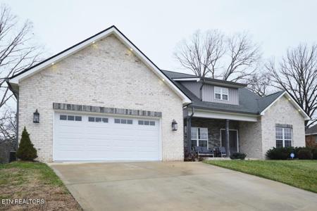 5709 Mountain Vista Lane