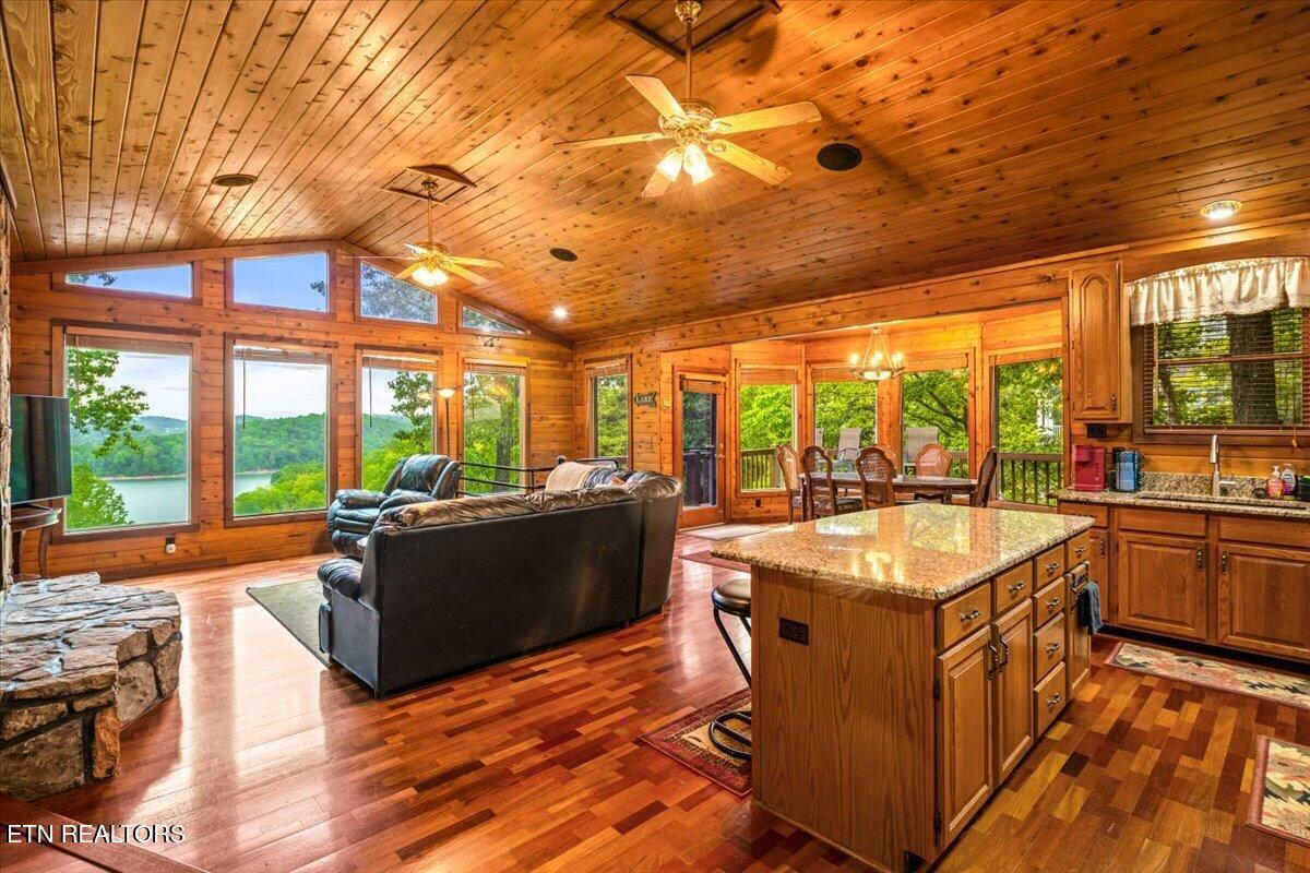 Image 3: 08-1186 Deerfield Way