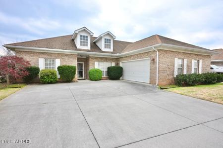 258 Royal Oaks Drive
